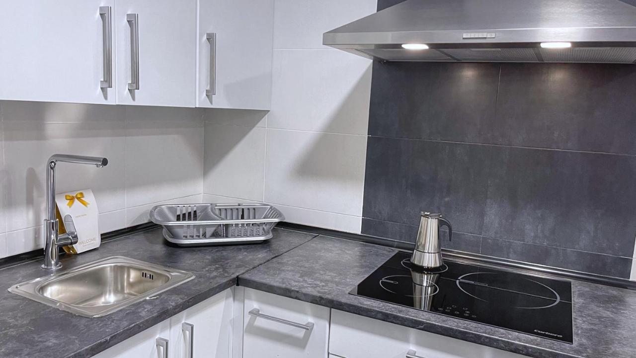 Vt Flat Reformado Con Escritorio De Trabajo Y Wifi Apartment Bilbao Luaran gambar