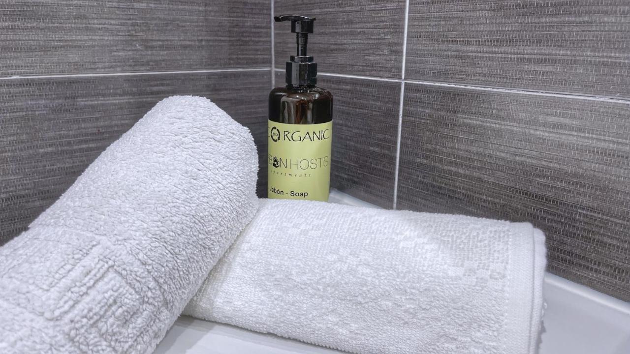 Vt Flat Reformado Con Escritorio De Trabajo Y Wifi Apartment Bilbao Luaran gambar