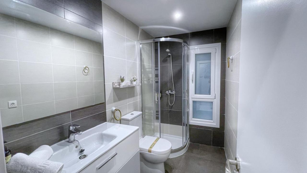 Vt Flat Reformado Con Escritorio De Trabajo Y Wifi Apartment Bilbao Luaran gambar
