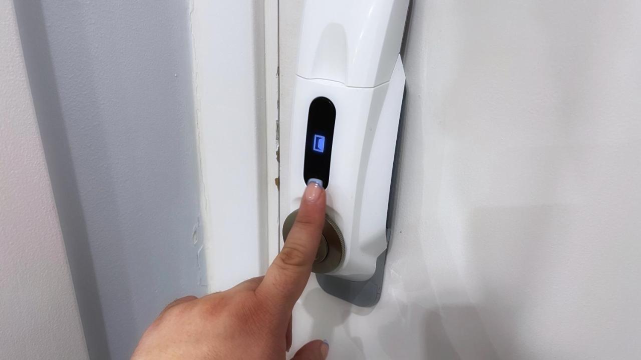 Vt Flat Reformado Con Escritorio De Trabajo Y Wifi Apartment Bilbao Luaran gambar