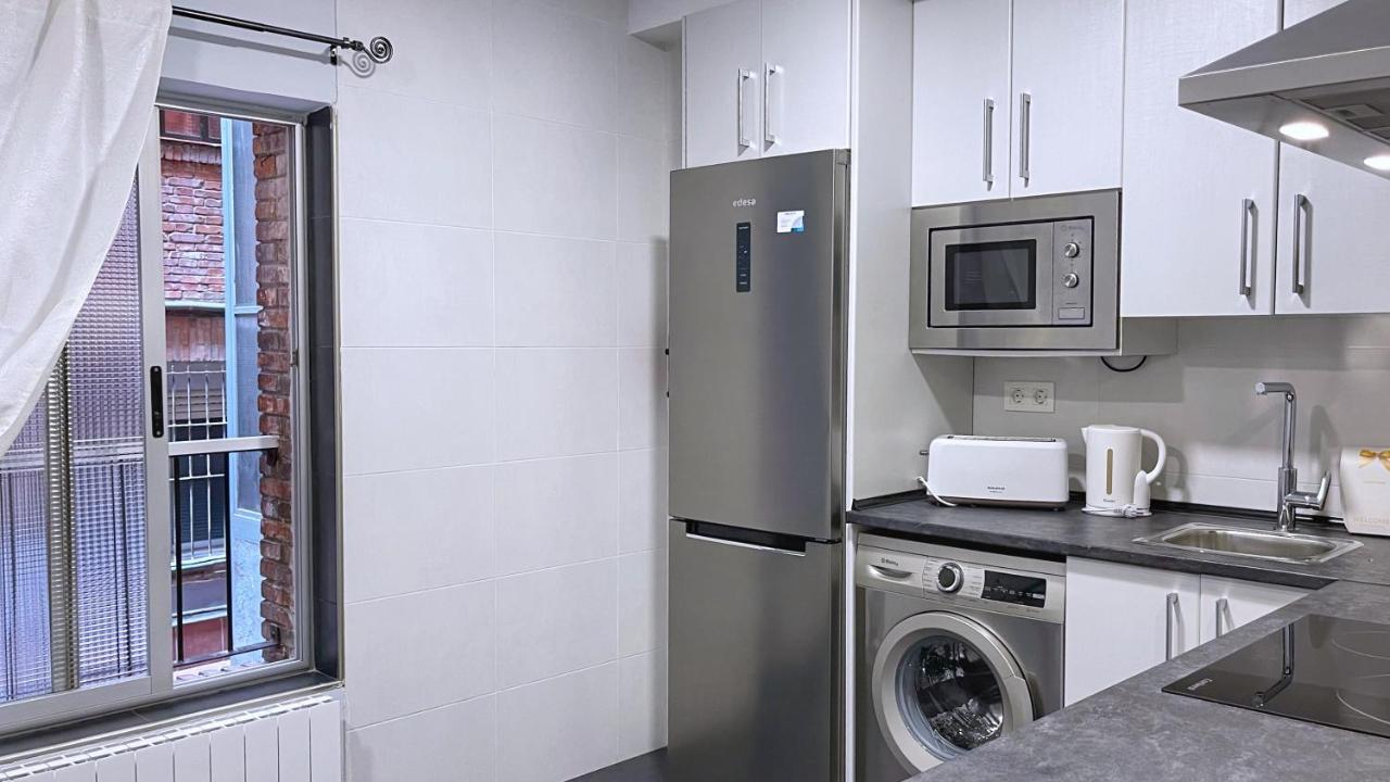Vt Flat Reformado Con Escritorio De Trabajo Y Wifi Apartment Bilbao Luaran gambar