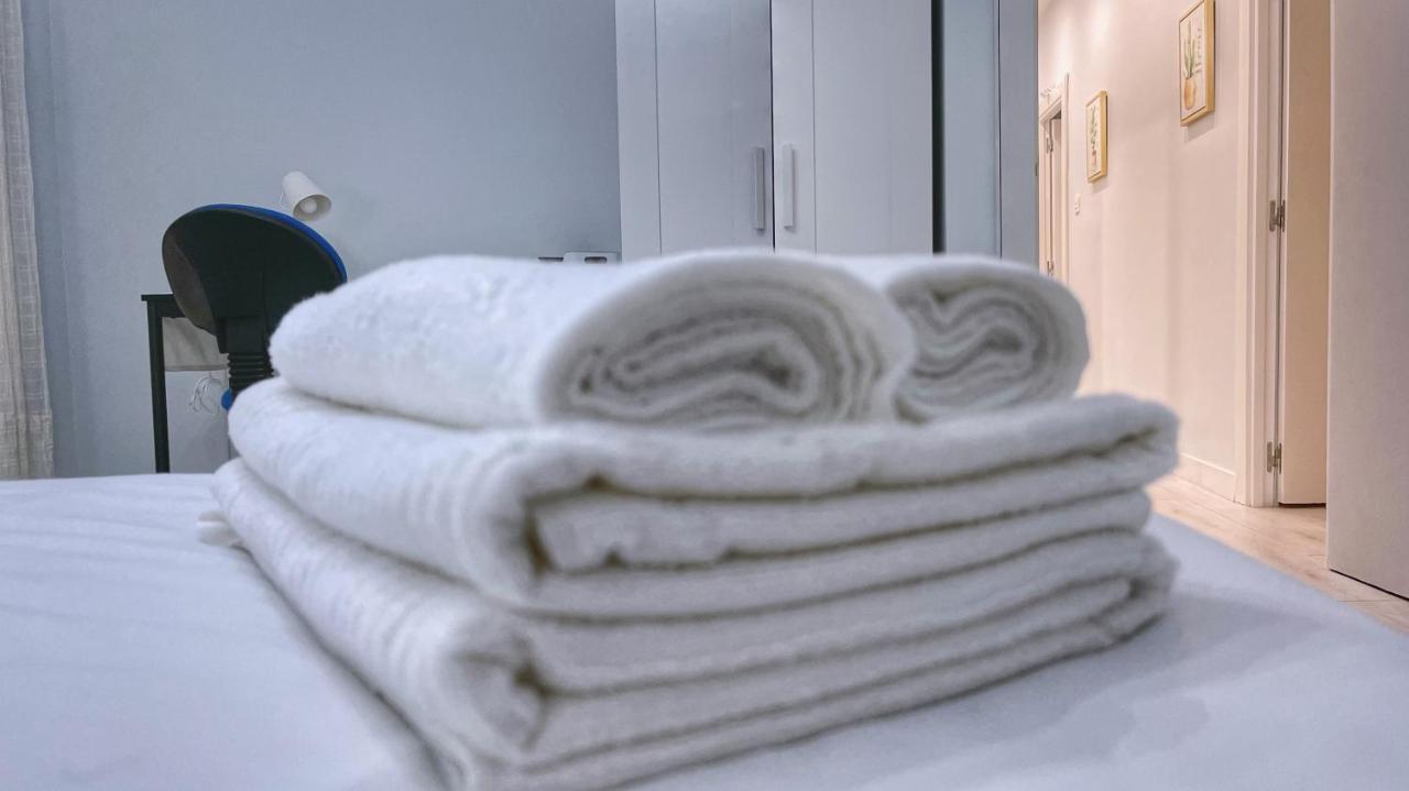 Vt Flat Reformado Con Escritorio De Trabajo Y Wifi Apartment Bilbao Luaran gambar